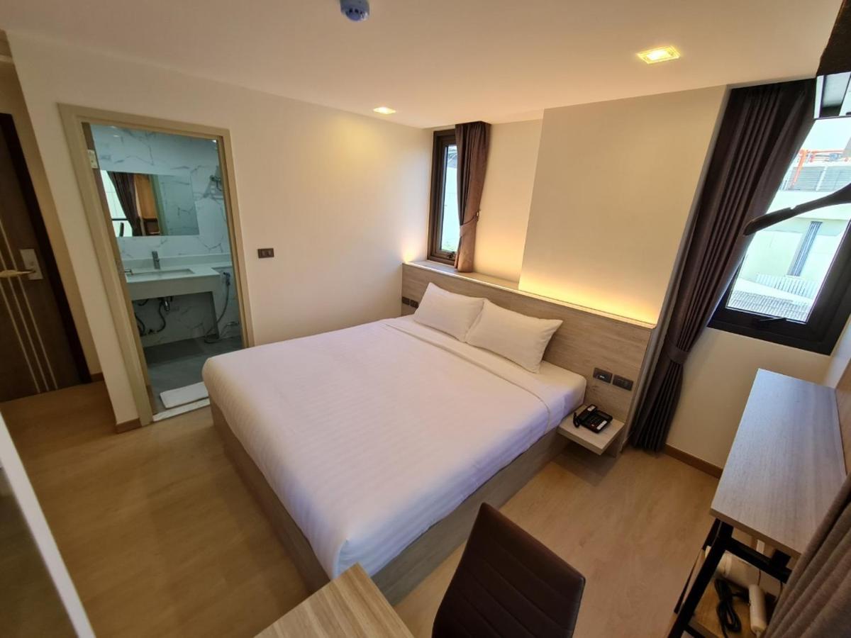 Thana Wisut Hotel Bangkok Exterior photo