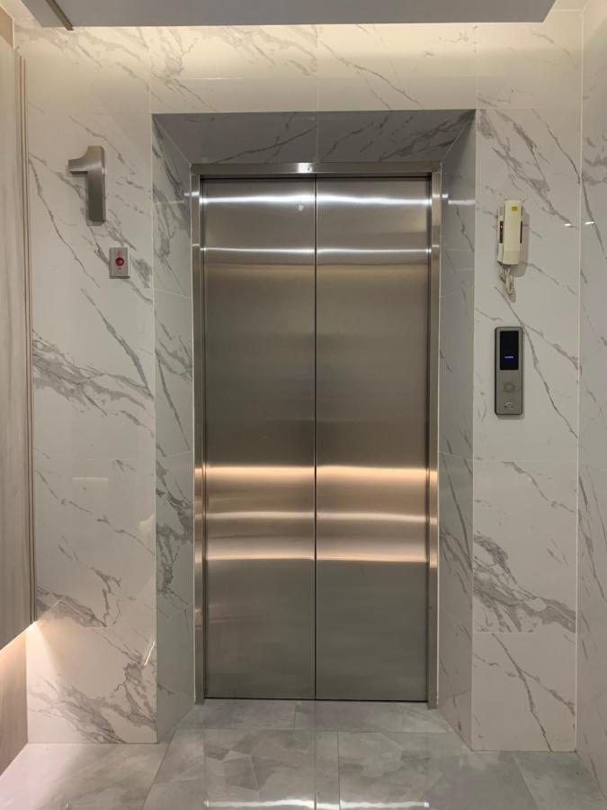 Thana Wisut Hotel Bangkok Exterior photo