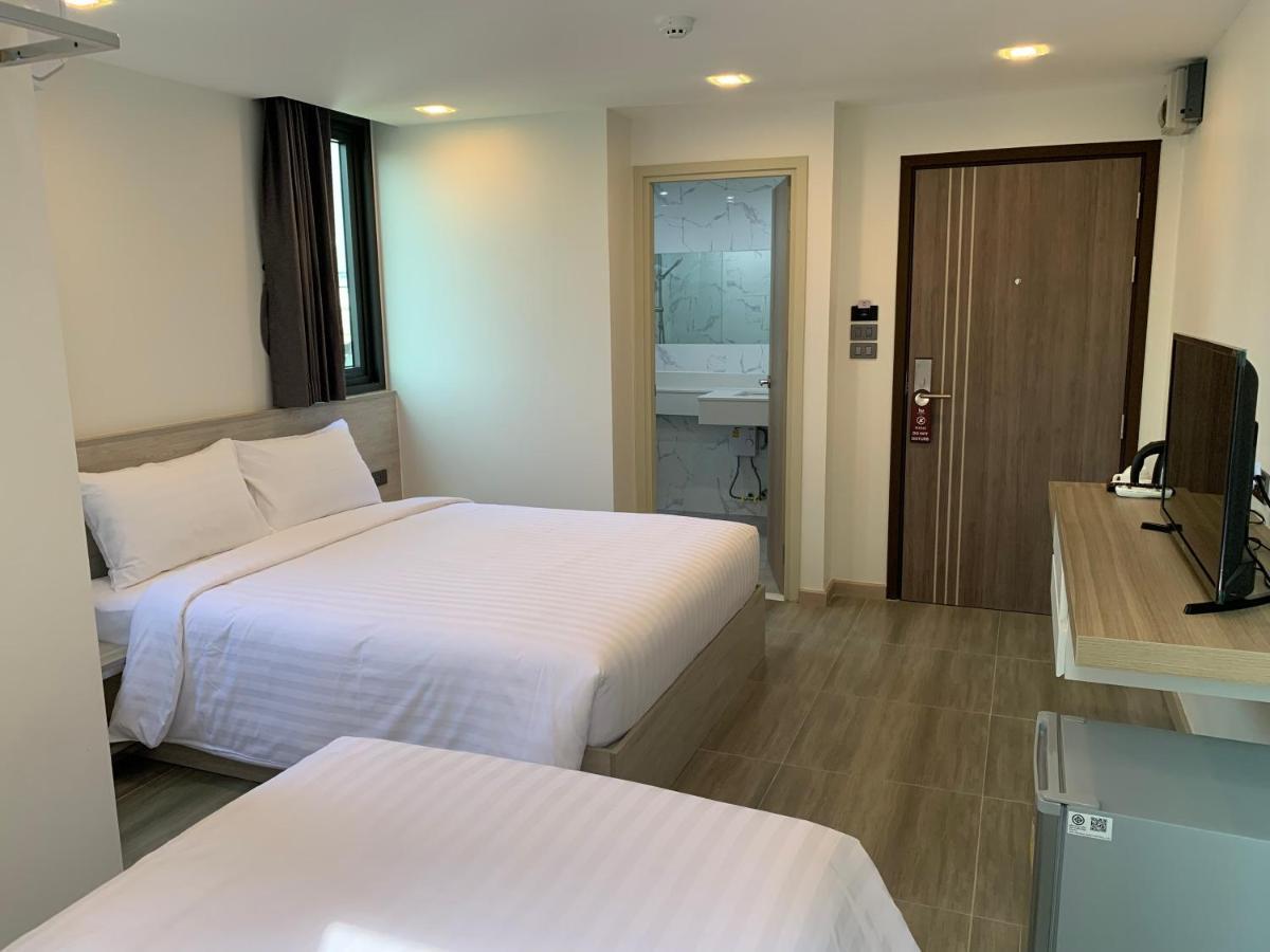 Thana Wisut Hotel Bangkok Exterior photo